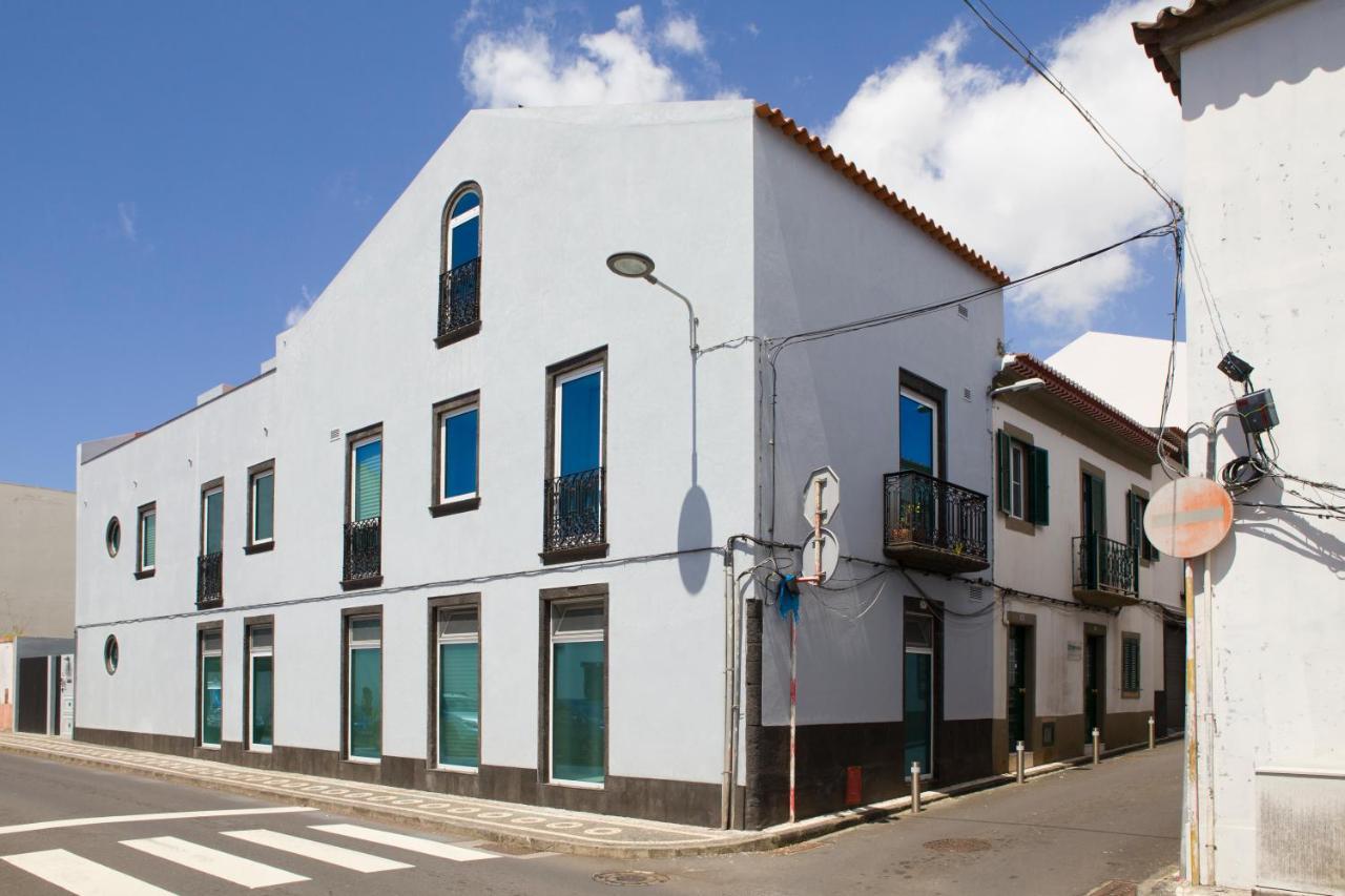 The Holy Cow - Hostel & Suites Ponta Delgada  Exterior photo